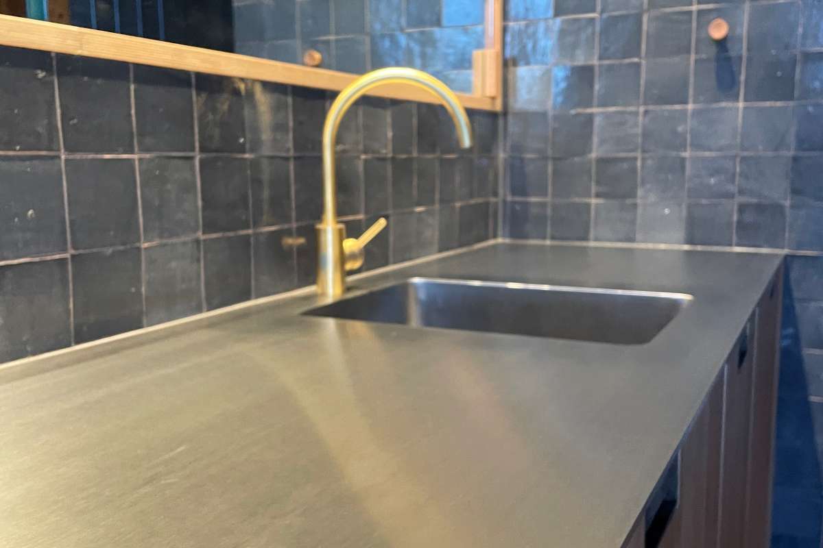 Stainless steel bench plus sink 2.jpg