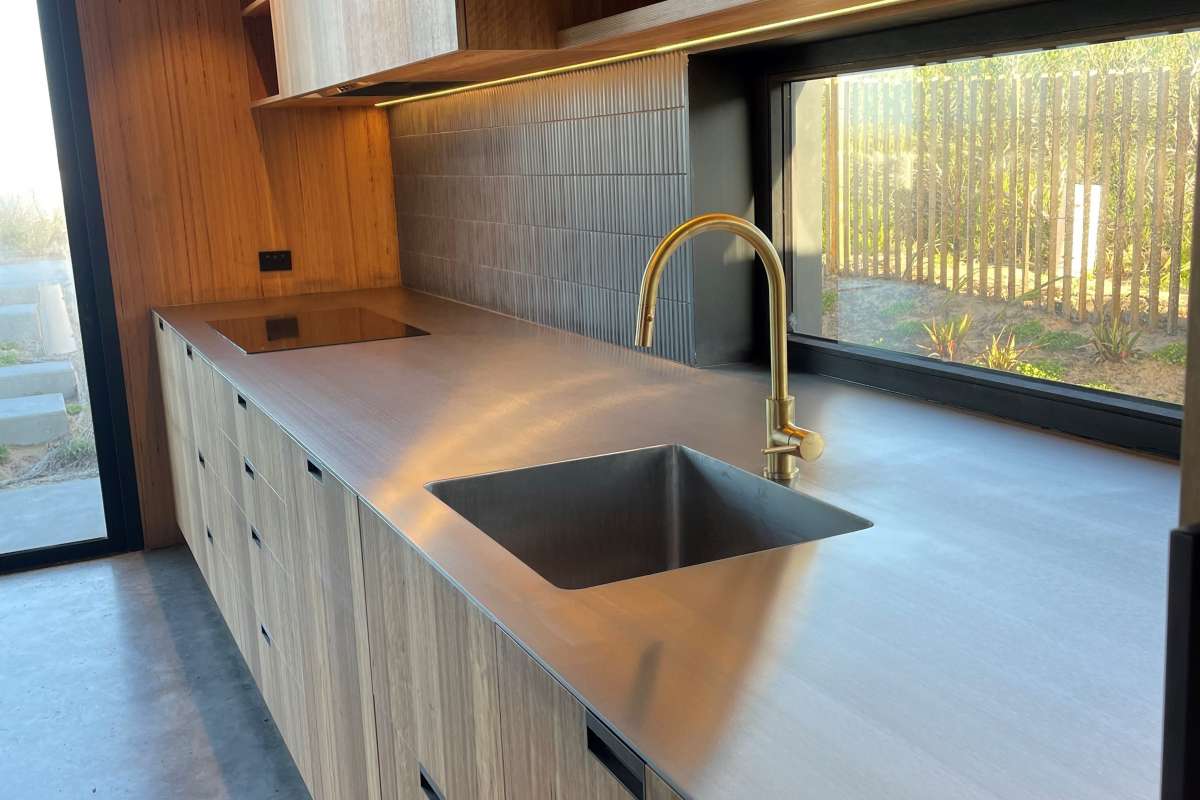 Stainless steel bench plus sink.jpg